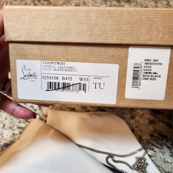 NEW Christian Louboutin Loubitwist Purse in Black and White - Picture 8 of 8